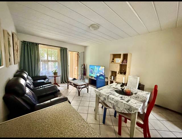 1 BEDROOM SECTIONAL TITLE FOR SALE IN ROBINDALE
